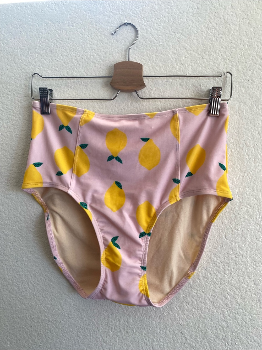 NWT High-Waist Lemon Print Bikini Bottoms